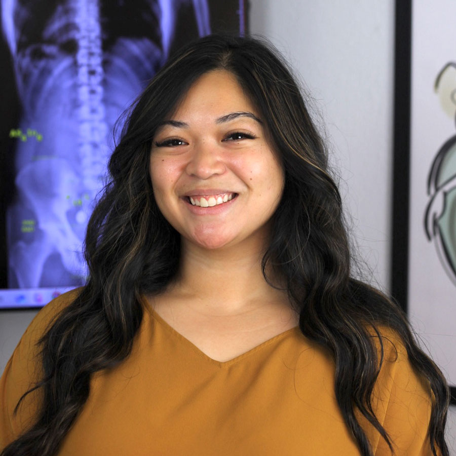 Portrait of Dr. Tanya Reyes, DC, expert in Gonstead chiropractic care at New Gen Chiropractic.